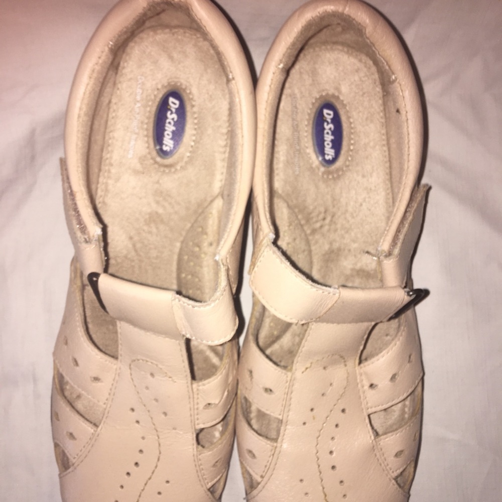 Dr.Scholls